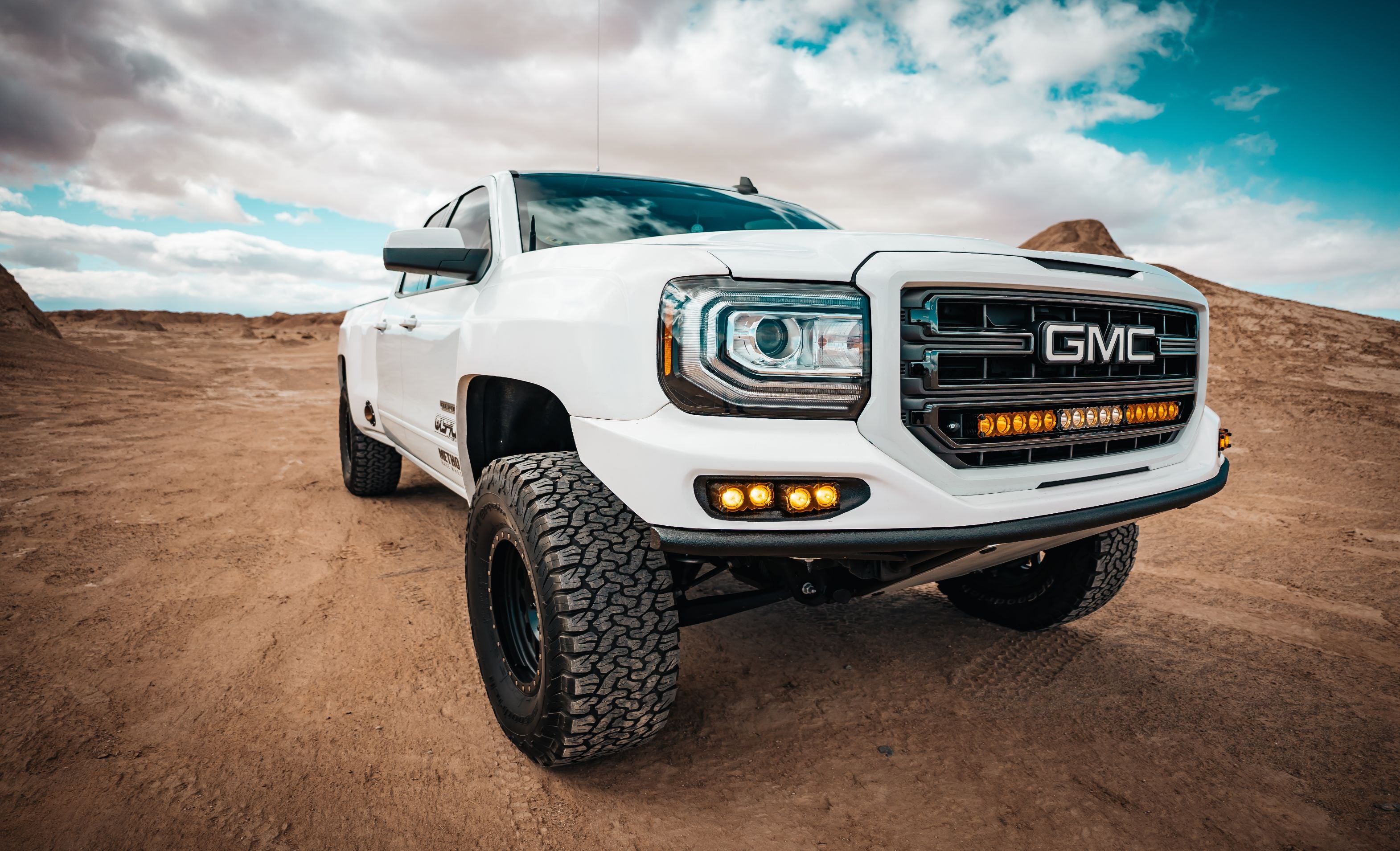 2014-2018 GMC Sierra Fenders - 3 Bulge – FiberwerX